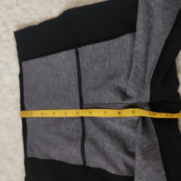 Lululemon Wunder Under Crop High-Rise Curve 17" Sz 6 Heathered Black/ Black - Picture 10 of 11